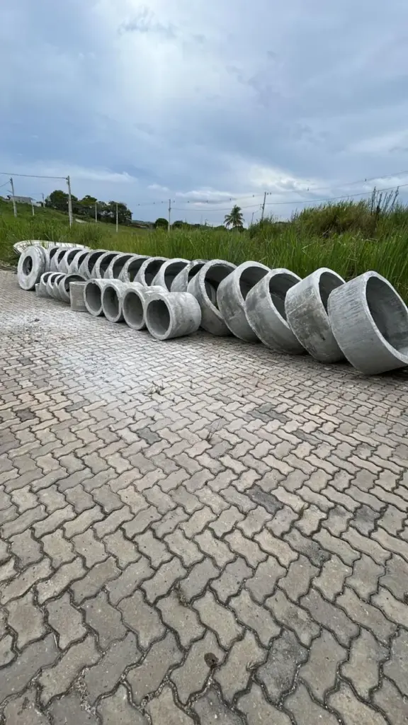 anel de concreto perfurado