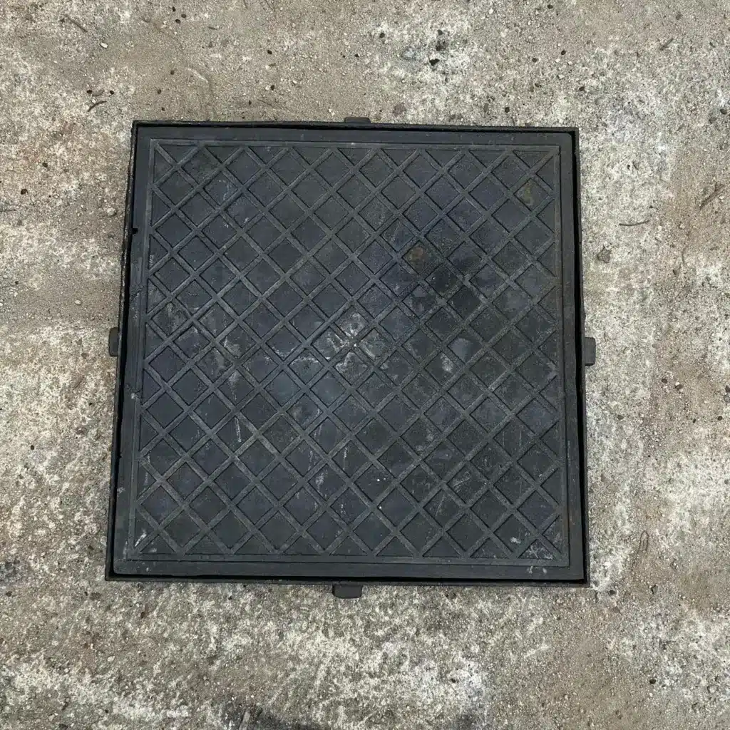 Tampões de ferro fundido para ruas